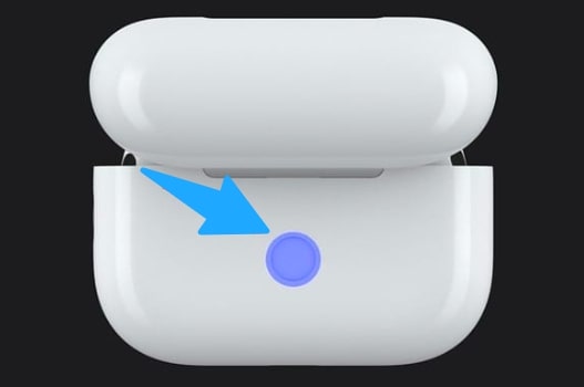 press and Hold the airpods case button