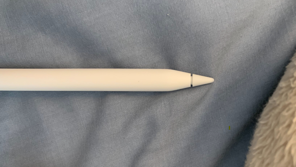 apple pencil tip is well screwed